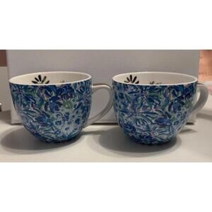 LILLY PULITZER BLUE GOLD TIGER LILY & LION LOGO Coffee Mugs 12 oz